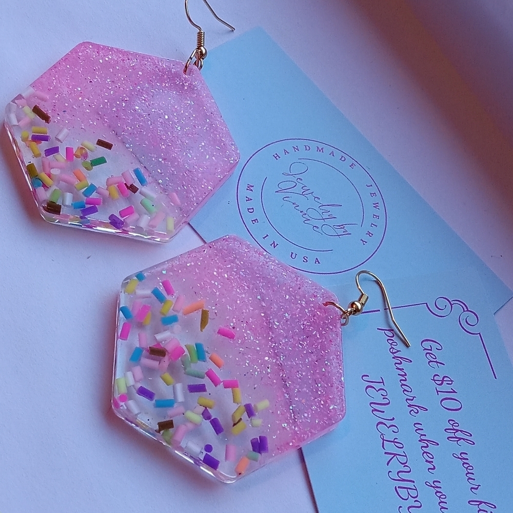 Hand Crafted Resin Earrings Cupcakes & Sprinkles Collection - Picture 4 of 6